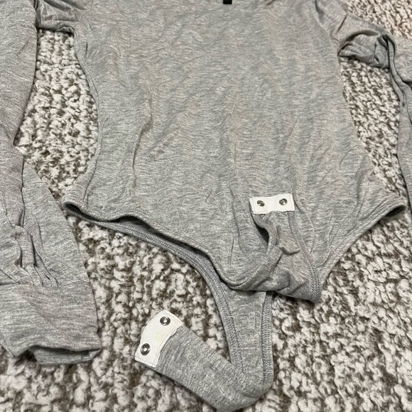 FYEO Gray Long Sleeve Body Suit - Picture 4 of 5